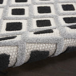 Nourison Aloha Geometric Indoor/Outdoor Black/White 4' x Round Area Rug (4'xRound)