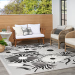 Nourison Aloha 4' x 6' Black White Fabric Contemporary Area Rug (4' x 6')