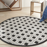 Nourison Aloha Geometric Indoor/Outdoor Black/White 4' x Round Area Rug (4'xRound)