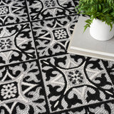 Nourison Aloha 42x66 Modern Fabric Rug in Black White Finish